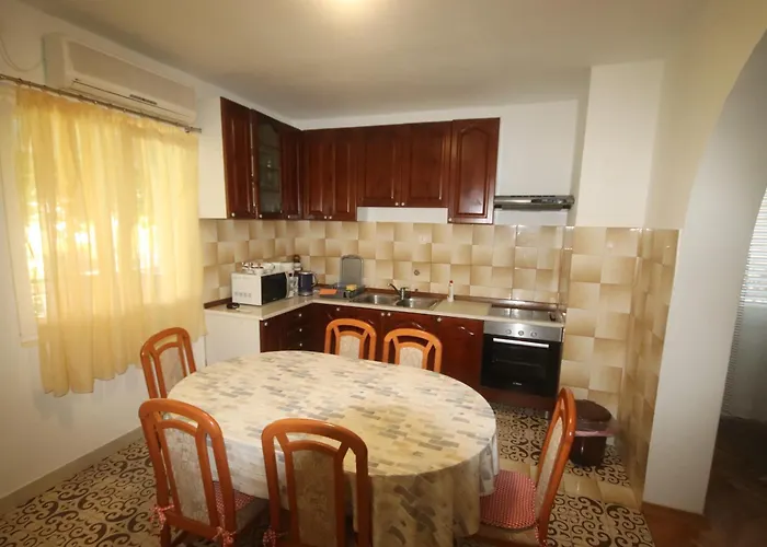 Apartment Saric